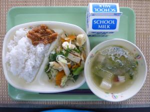 給食画像