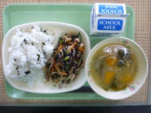 給食写真