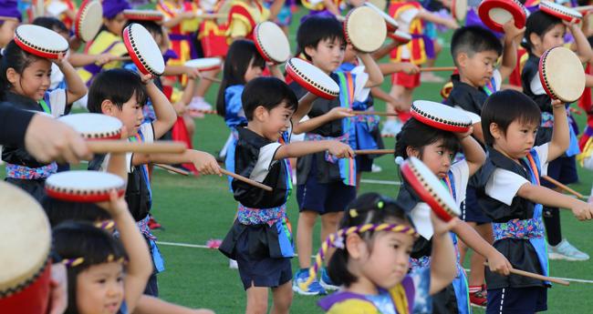 西原まつり風景02