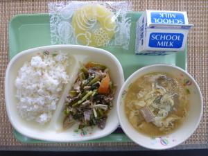 給食写真