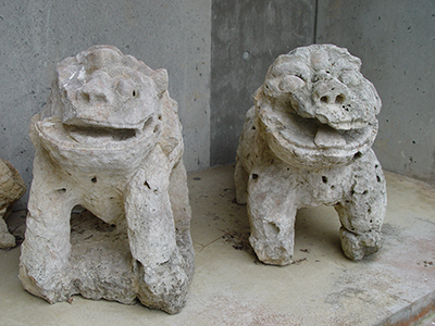 桃原の石獅子